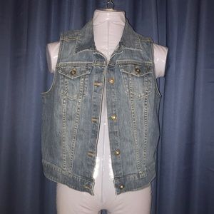 Sleeveless Denim Vest